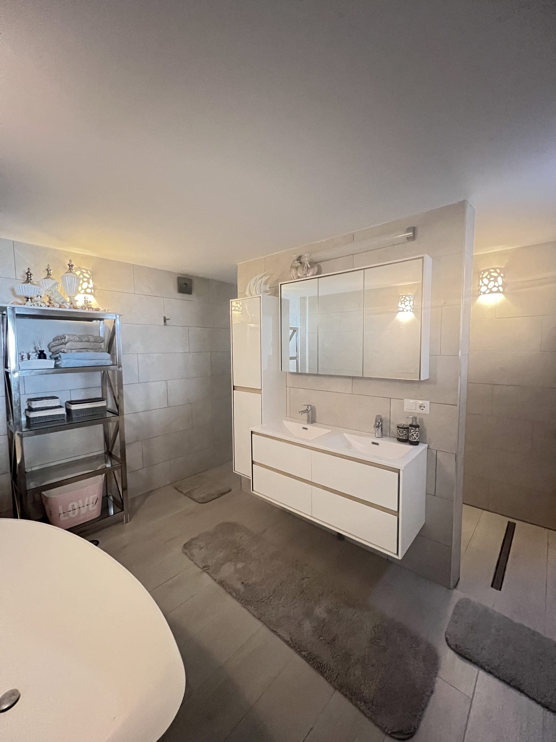 Ground floor bathroom